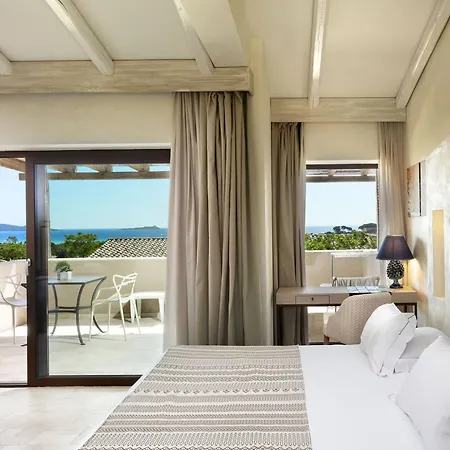 Baglioni Sardinia - The Leading Of The World 호텔 산테오도로